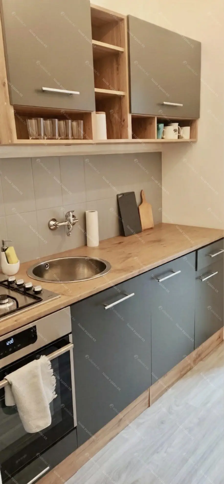 Kiadó albérlet 200000 Ft/hó áron: Budapest, VII. kerület  Dob utca. Mérete: 46 nm, 1 szobás | Alberlet.hu - 6644503