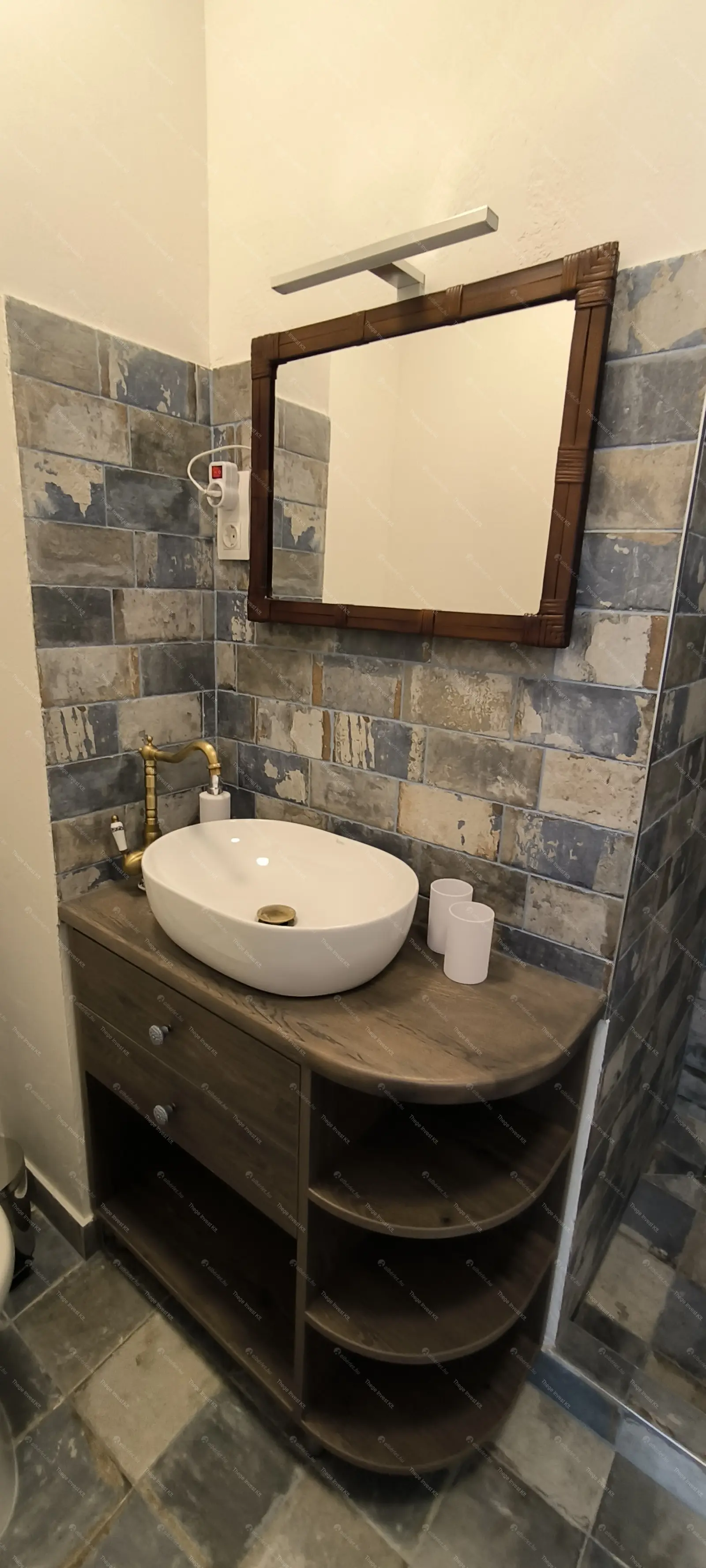 Kiadó albérlet 200000 Ft/hó áron: Budapest, VII. kerület  Dohány utca. Mérete: 28 nm, 1 szobás | Alberlet.hu - 6697865