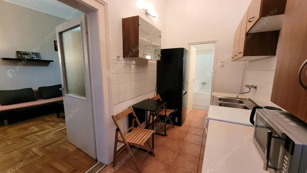 Kiadó albérlet 190000 Ft/hó áron: Budapest, VII. kerület  Dohány utca. Mérete: 30 nm, 1 szobás | Alberlet.hu - 6599950