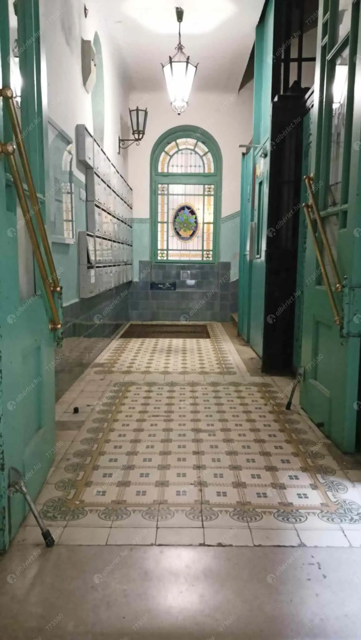 Kiadó albérlet 170000 Ft/hó áron: Budapest, VII. kerület  Dohány utca. Mérete: 30 nm, 1 szobás | Alberlet.hu - 6633519