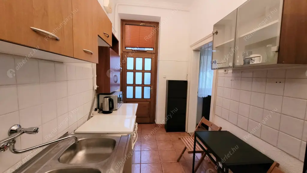 Kiadó albérlet 190000 Ft/hó áron: Budapest, VII. kerület  Dohány utca. Mérete: 31 nm, 1 szobás | Alberlet.hu - 6600373