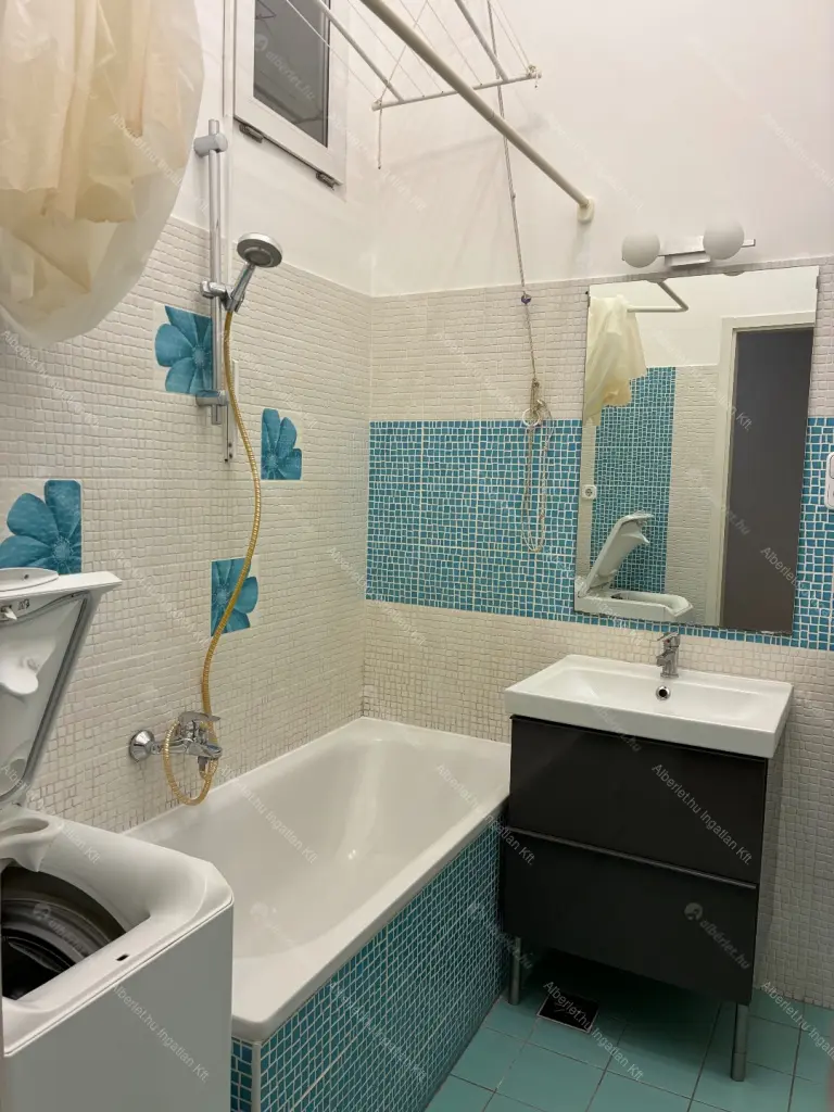 Kiadó albérlet 295000 Ft/hó áron: Budapest, VII. kerület  Dohány utca. Mérete: 64 nm, 2 szobás | Alberlet.hu - 6662957