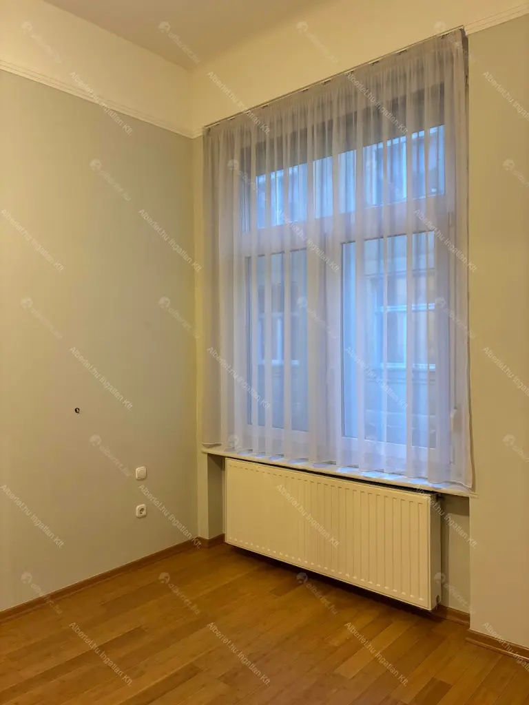 Kiadó albérlet 295000 Ft/hó áron: Budapest, VII. kerület  Dohány utca. Mérete: 64 nm, 2 szobás | Alberlet.hu - 6662961