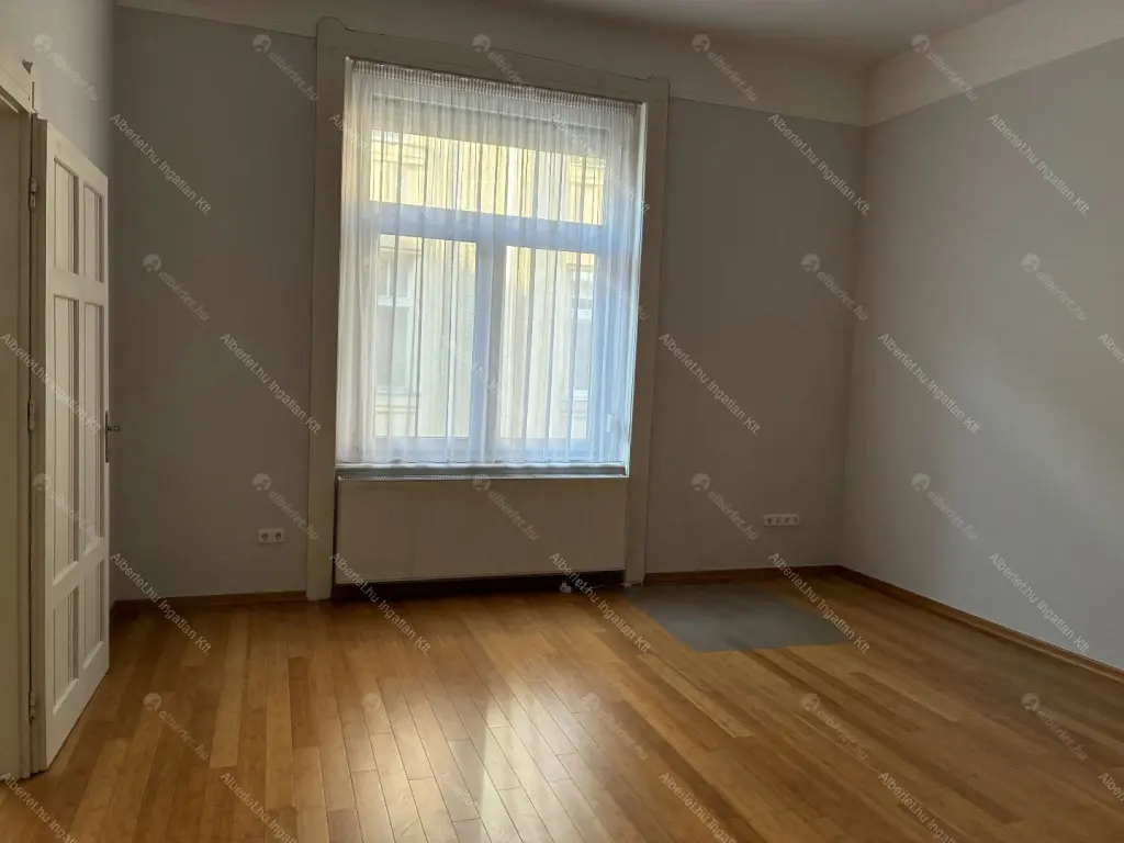 Kiadó albérlet 295000 Ft/hó áron: Budapest, VII. kerület  Dohány utca. Mérete: 64 nm, 2 szobás | Alberlet.hu - 6662972