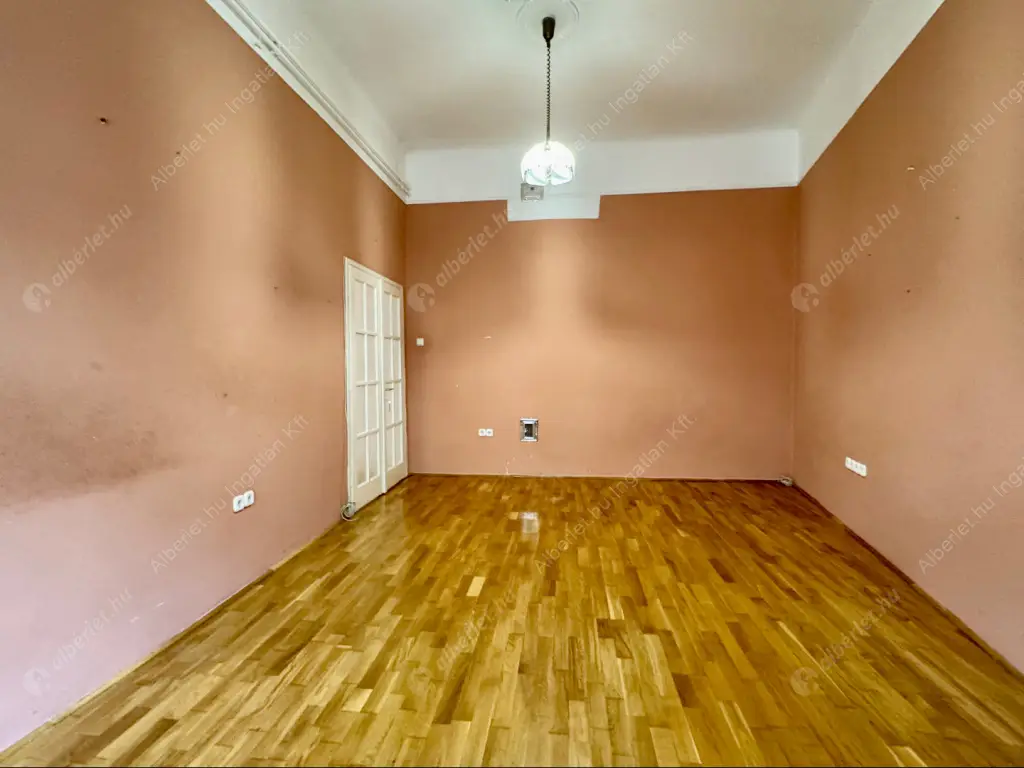 Kiadó albérlet 211000 Ft/hó áron: Budapest, VII. kerület  Dohány utca. Mérete: 70 nm, 2 szobás | Alberlet.hu - 6586105