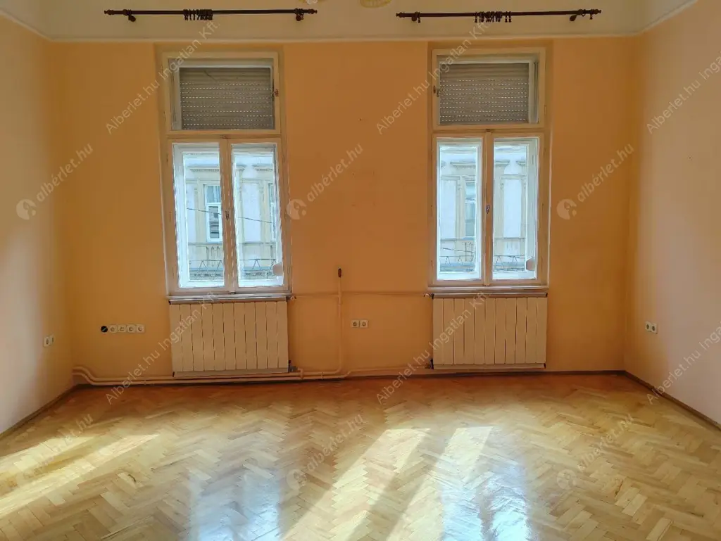 Kiadó albérlet 211000 Ft/hó áron: Budapest, VII. kerület  Dohány utca. Mérete: 70 nm, 2 szobás | Alberlet.hu - 6586110