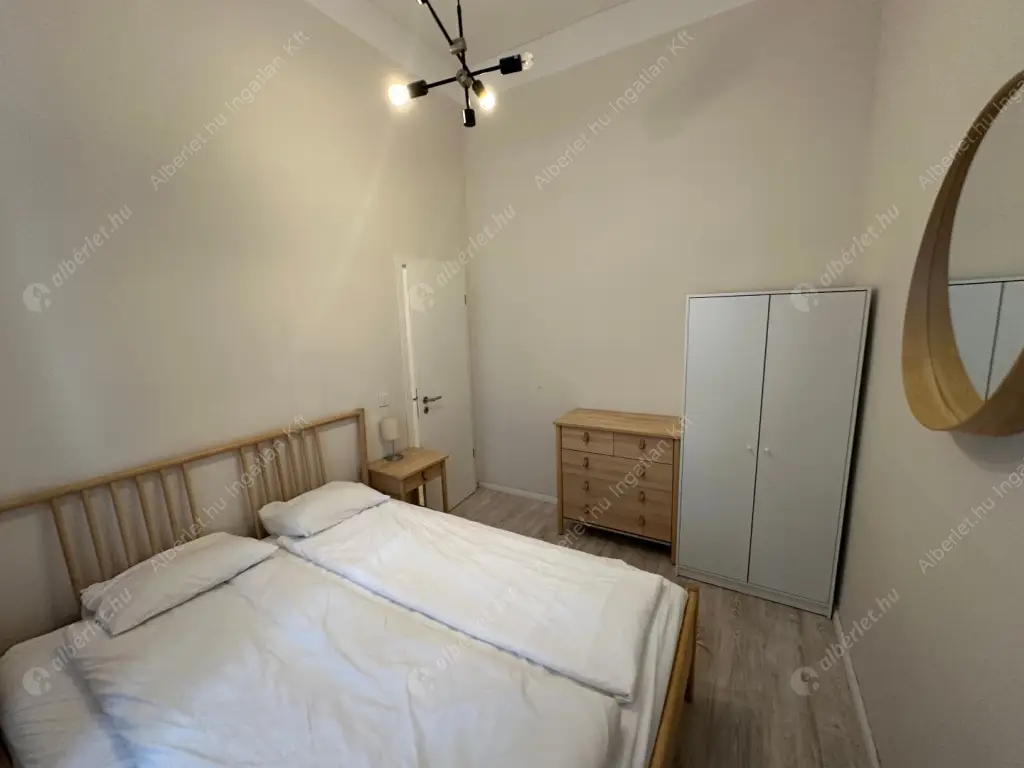 Kiadó albérlet 400000 Ft/hó áron: Budapest, VII. kerület  Dohány utca. Mérete: 73 nm, 3 szobás | Alberlet.hu - 6551625