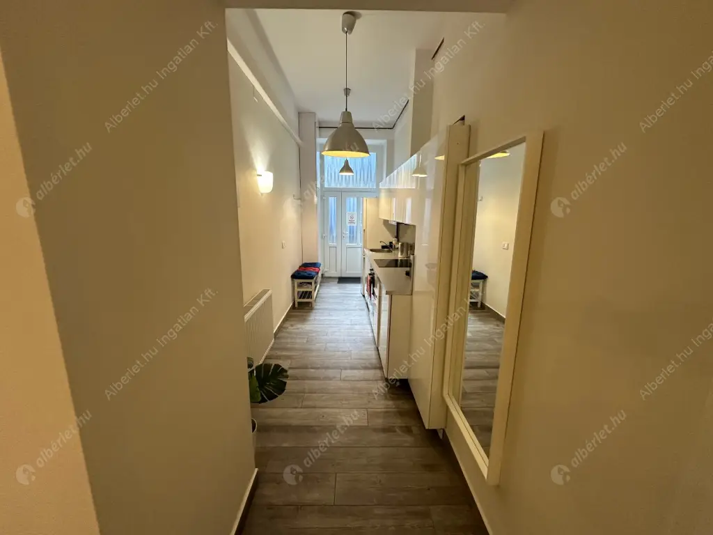 Kiadó albérlet 400000 Ft/hó áron: Budapest, VII. kerület  Dohány utca. Mérete: 73 nm, 3 szobás | Alberlet.hu - 6551629