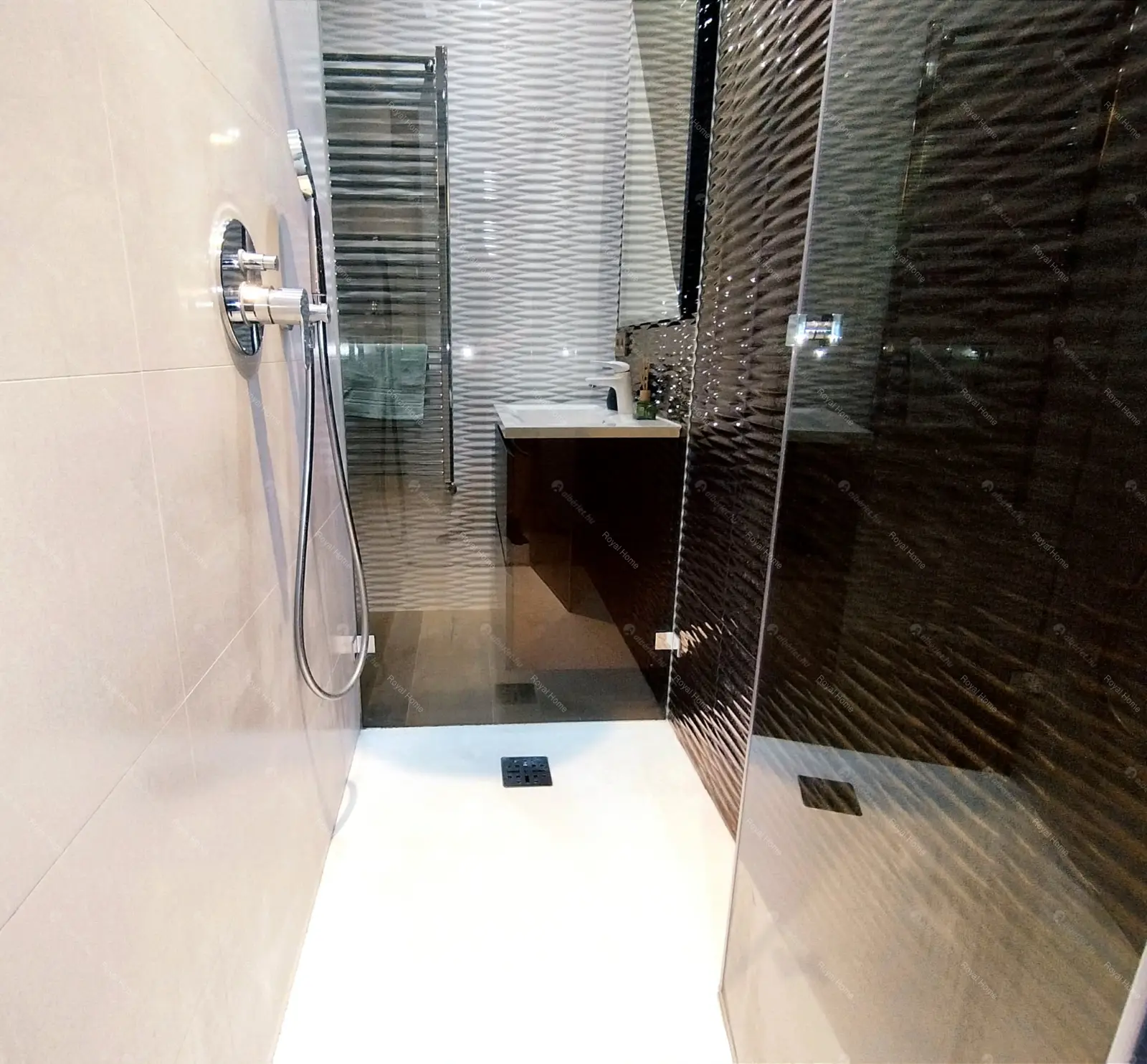 Kiadó albérlet 799000 Ft/hó áron: Budapest, VII. kerület  Dohány utca. Mérete: 97 nm, 3 szobás | Alberlet.hu - 6708330