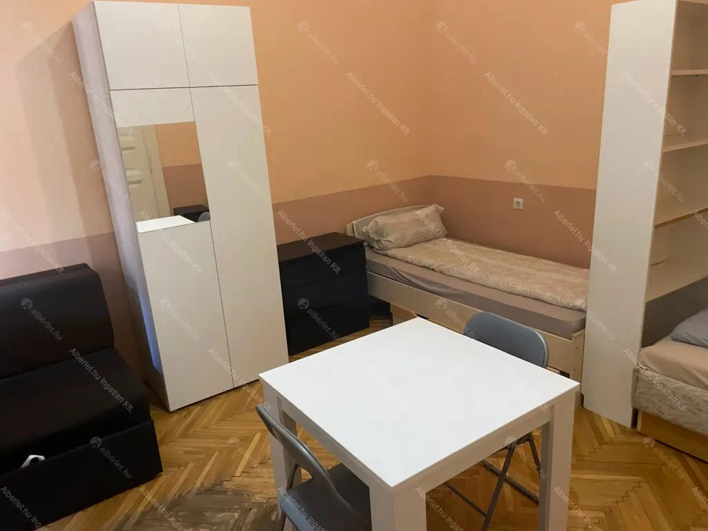 Kiadó albérlet 1200000 Ft/hó áron: Budapest, VII. kerület  Dózsa György út. Mérete: 120 nm, 4 szobás | Alberlet.hu - 6676009