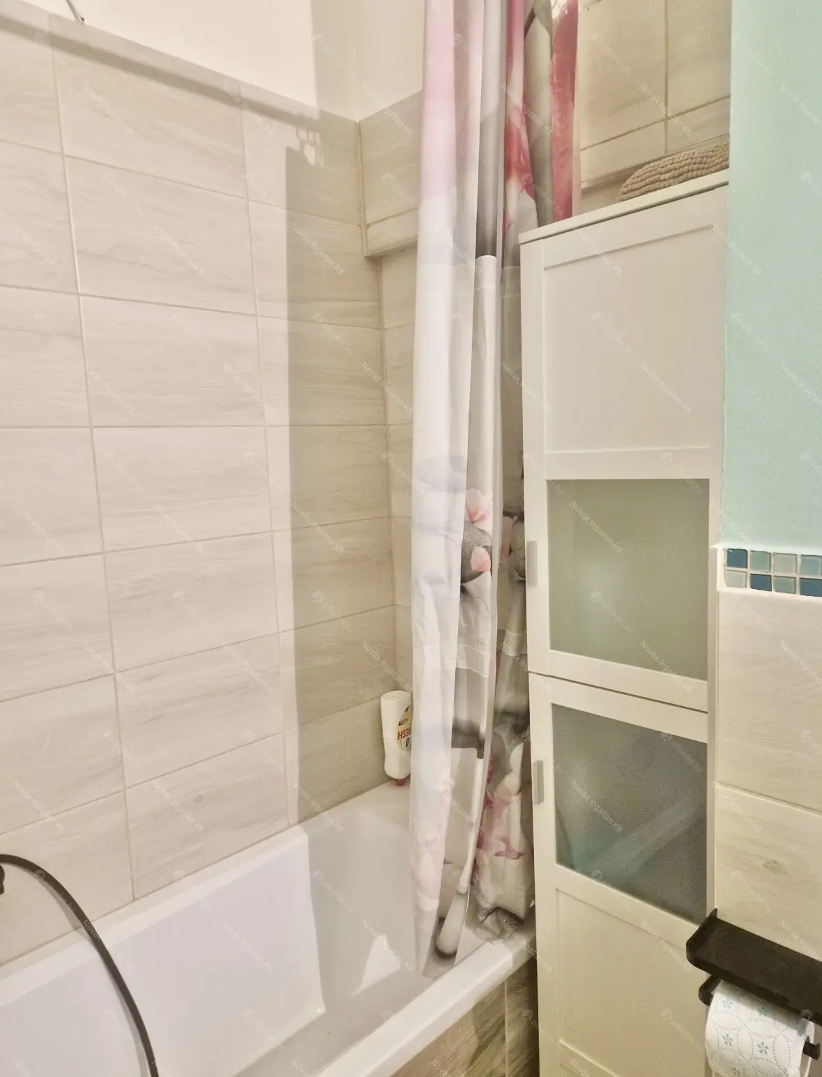 Kiadó albérlet 220000 Ft/hó áron: Budapest, VII. kerület  Dózsa György út. Mérete: 40 nm, 2 szobás | Alberlet.hu - 6678570