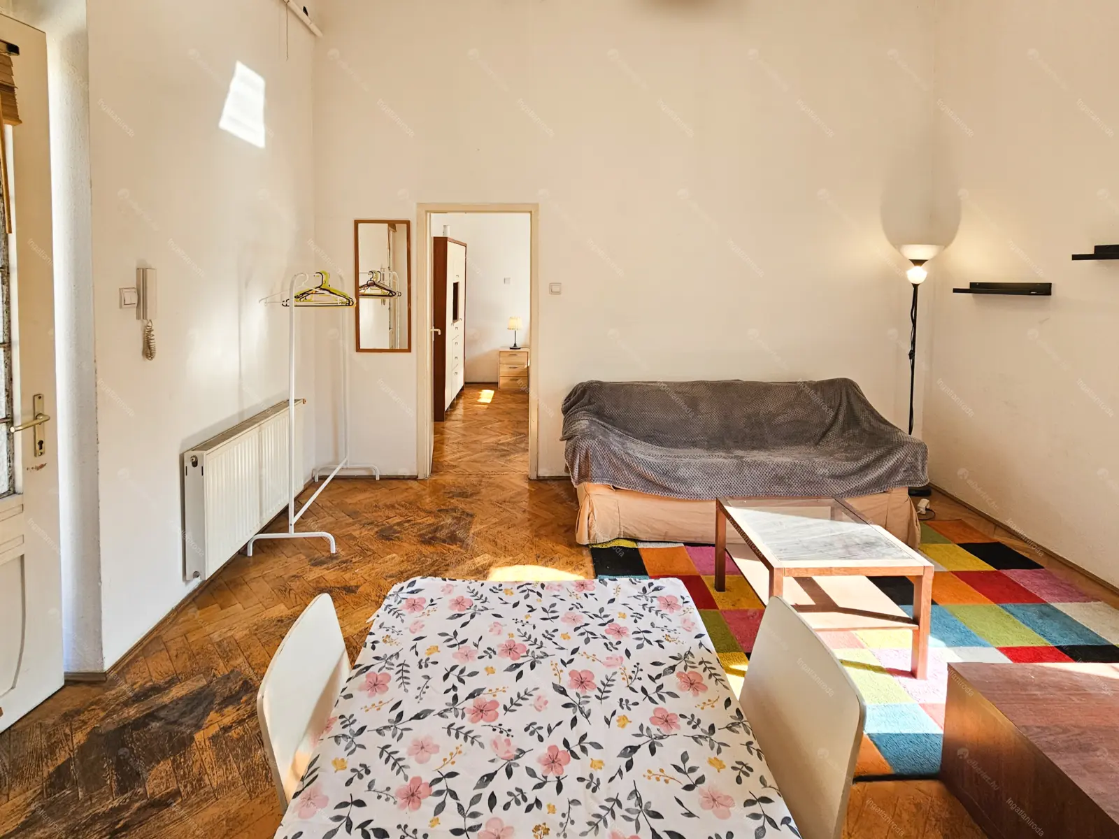 Kiadó albérlet 200000 Ft/hó áron: Budapest, VII. kerület  Dózsa György út. Mérete: 42 nm, 2 szobás | Alberlet.hu - 6669315