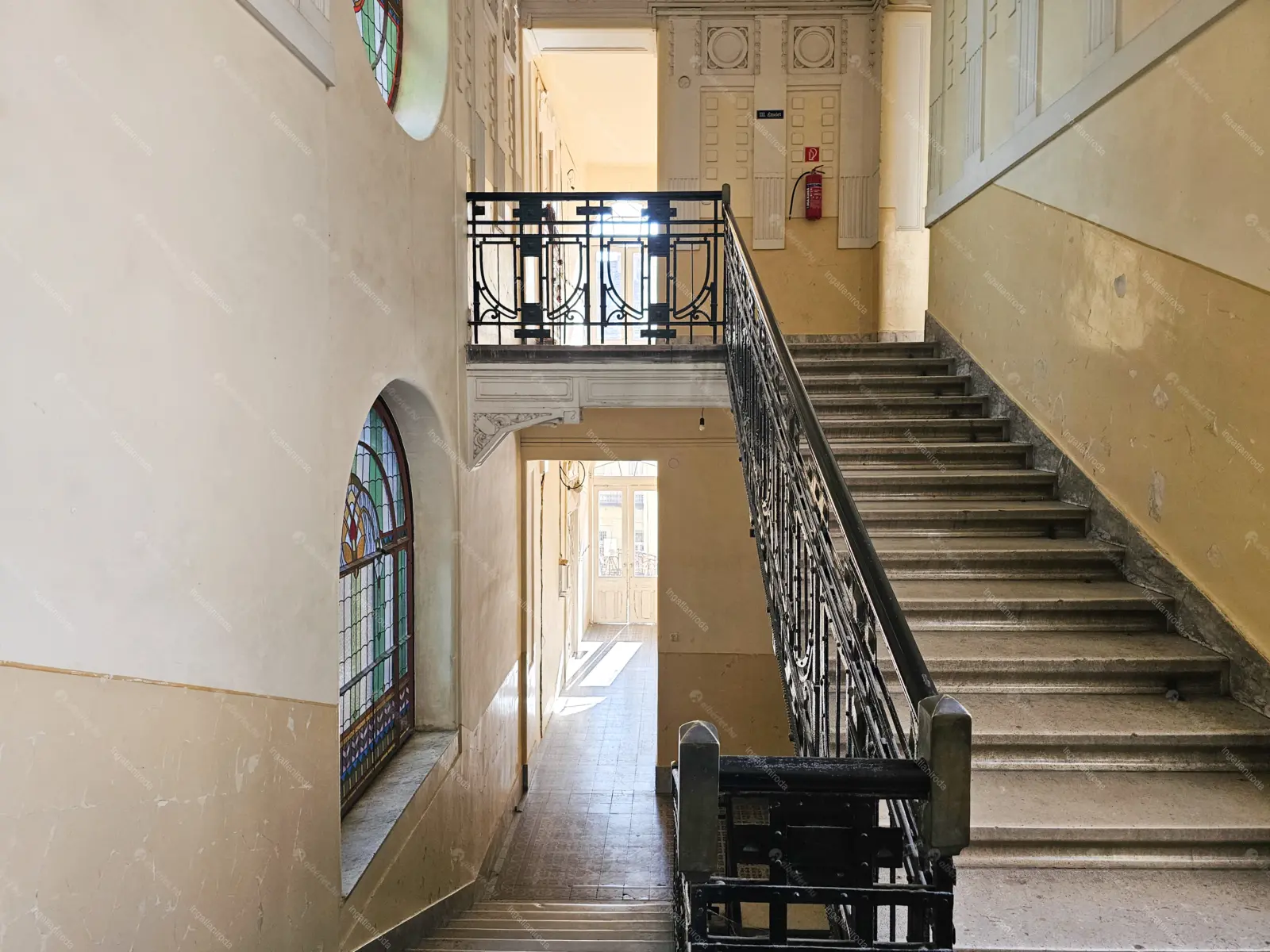 Kiadó albérlet 200000 Ft/hó áron: Budapest, VII. kerület  Dózsa György út. Mérete: 42 nm, 2 szobás | Alberlet.hu - 6669334