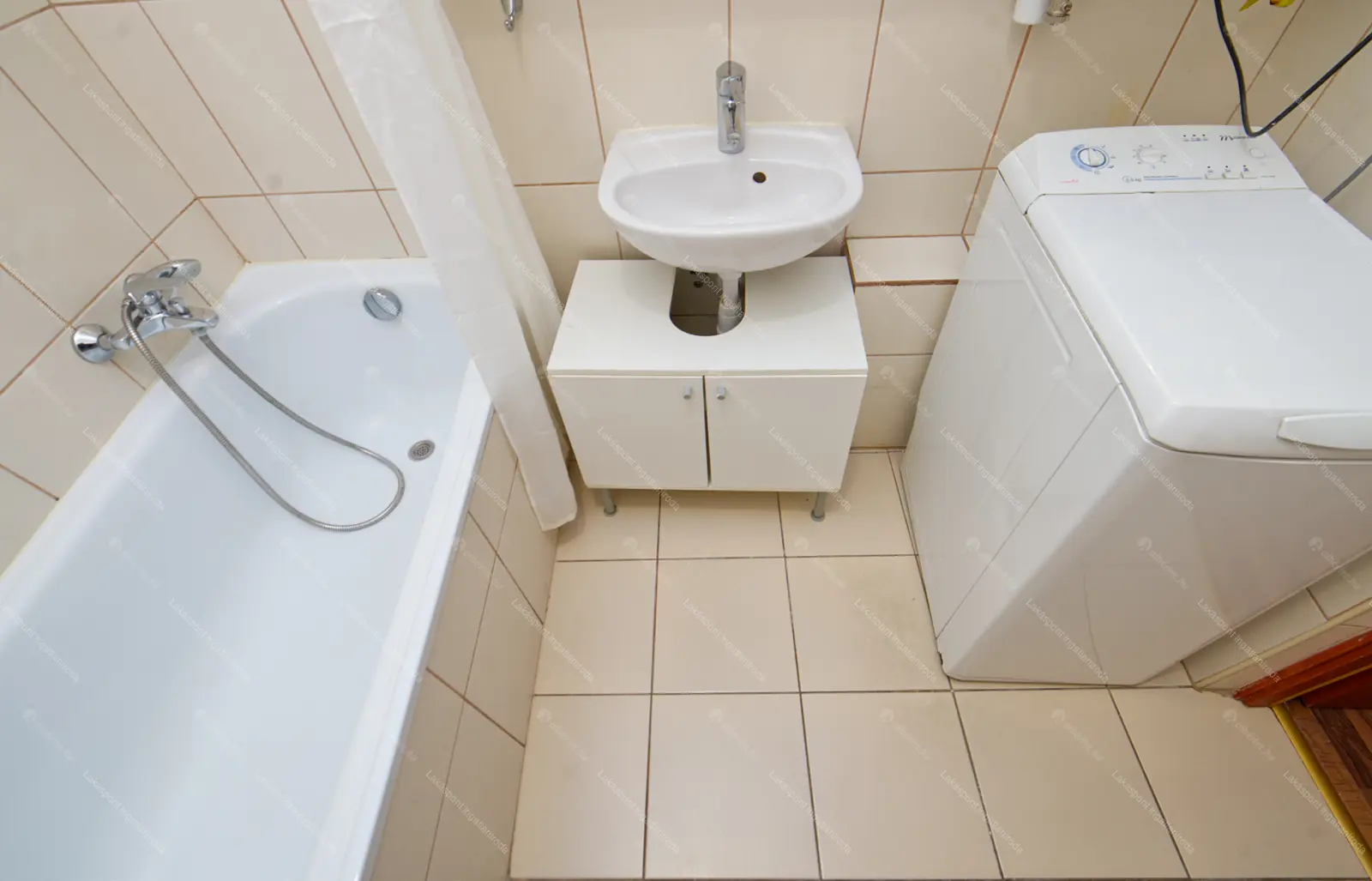 Kiadó albérlet 250000 Ft/hó áron: Budapest, VII. kerület  Dózsa György út. Mérete: 45 nm, 2 szobás | Alberlet.hu - 6657431