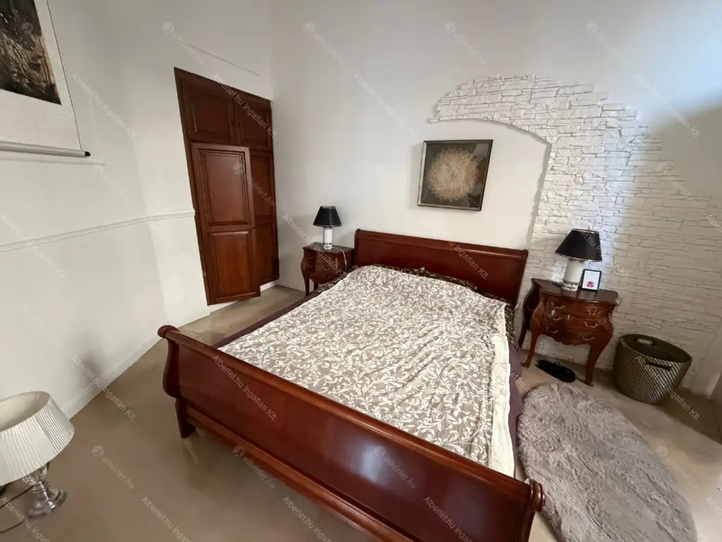 Kiadó albérlet 626000 Ft/hó áron: Budapest, VII. kerület  Erzsébet körút. Mérete: 150 nm, 4 szobás | Alberlet.hu - 6670992