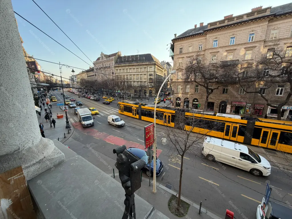 Kiadó albérlet 626000 Ft/hó áron: Budapest, VII. kerület  Erzsébet körút. Mérete: 150 nm, 4 szobás | Alberlet.hu - 6671008