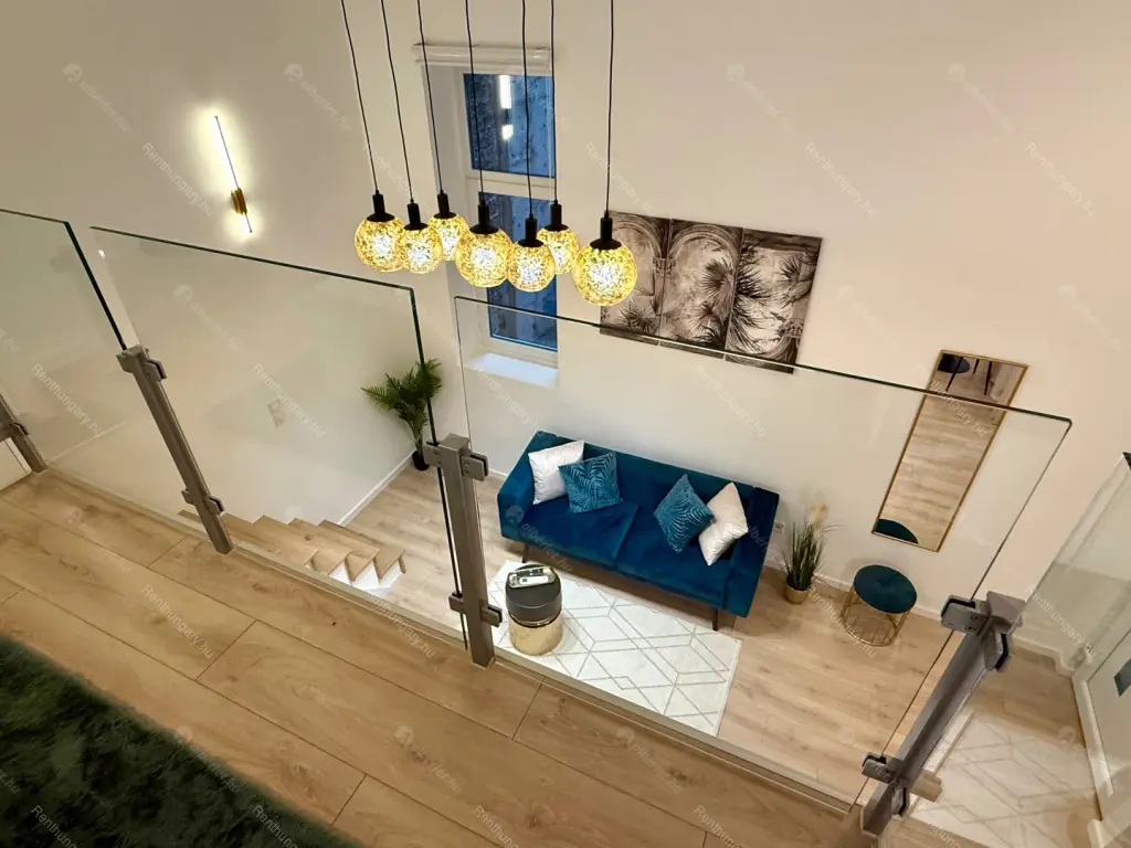 Kiadó albérlet 250000 Ft/hó áron: Budapest, VII. kerület  Erzsébet körút. Mérete: 29 nm, 1 szobás | Alberlet.hu - 6654327