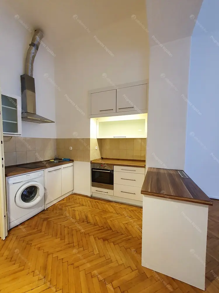 Kiadó albérlet 200000 Ft/hó áron: Budapest, VII. kerület  Erzsébet körút. Mérete: 38 nm, 1 szobás | Alberlet.hu - 6703135