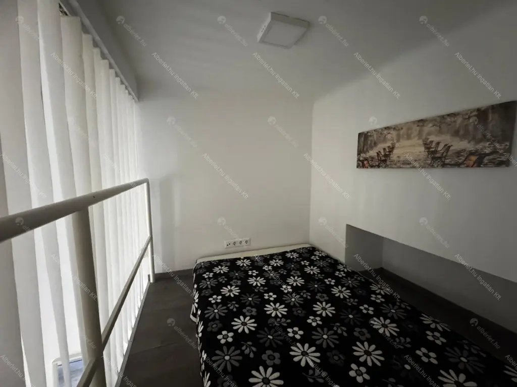 Kiadó albérlet 230000 Ft/hó áron: Budapest, VII. kerület  Erzsébet körút. Mérete: 40 nm, 2 szobás | Alberlet.hu - 6705483