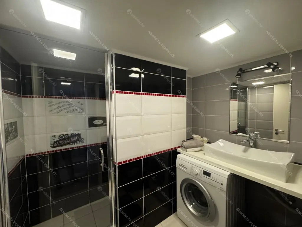 Kiadó albérlet 230000 Ft/hó áron: Budapest, VII. kerület  Erzsébet körút. Mérete: 40 nm, 2 szobás | Alberlet.hu - 6705488