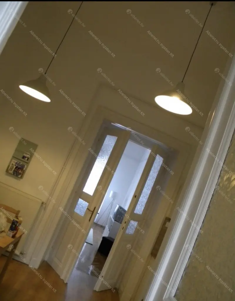 Kiadó albérlet 250000 Ft/hó áron: Budapest, VII. kerület  Erzsébet körút. Mérete: 50 nm, 2 szobás | Alberlet.hu - 6697377