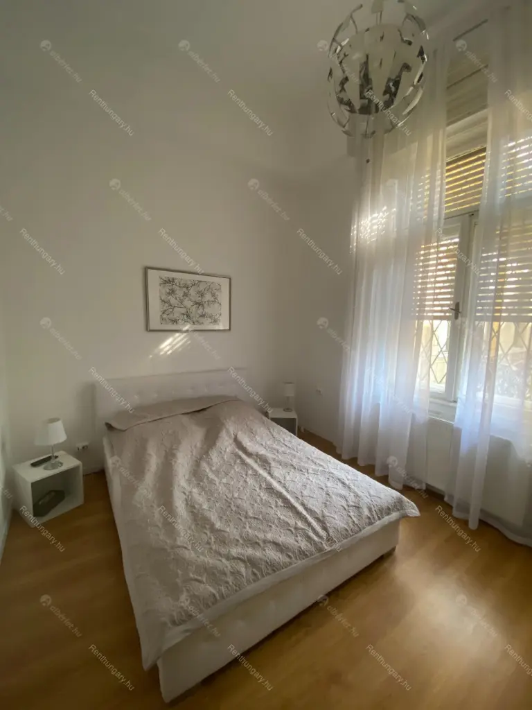 Kiadó albérlet 350000 Ft/hó áron: Budapest, VII. kerület  Erzsébet körút. Mérete: 50 nm, 2 szobás | Alberlet.hu - 6675409