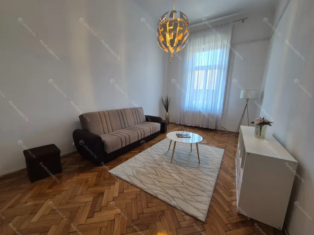 Kiadó albérlet 260000 Ft/hó áron: Budapest, VII. kerület  Erzsébet körút. Mérete: 50 nm, 2 szobás | Alberlet.hu - 6704066