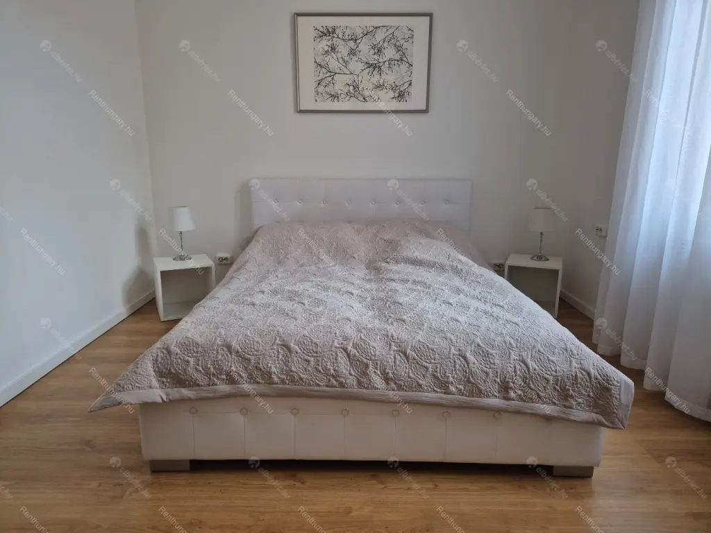 Kiadó albérlet 260000 Ft/hó áron: Budapest, VII. kerület  Erzsébet körút. Mérete: 50 nm, 2 szobás | Alberlet.hu - 6704070