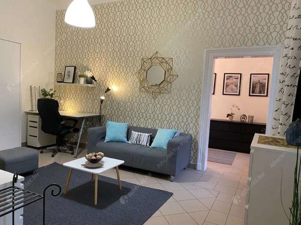 Kiadó albérlet 320000 Ft/hó áron: Budapest, VII. kerület  Erzsébet körút. Mérete: 55 nm, 2 szobás | Alberlet.hu - 6558846