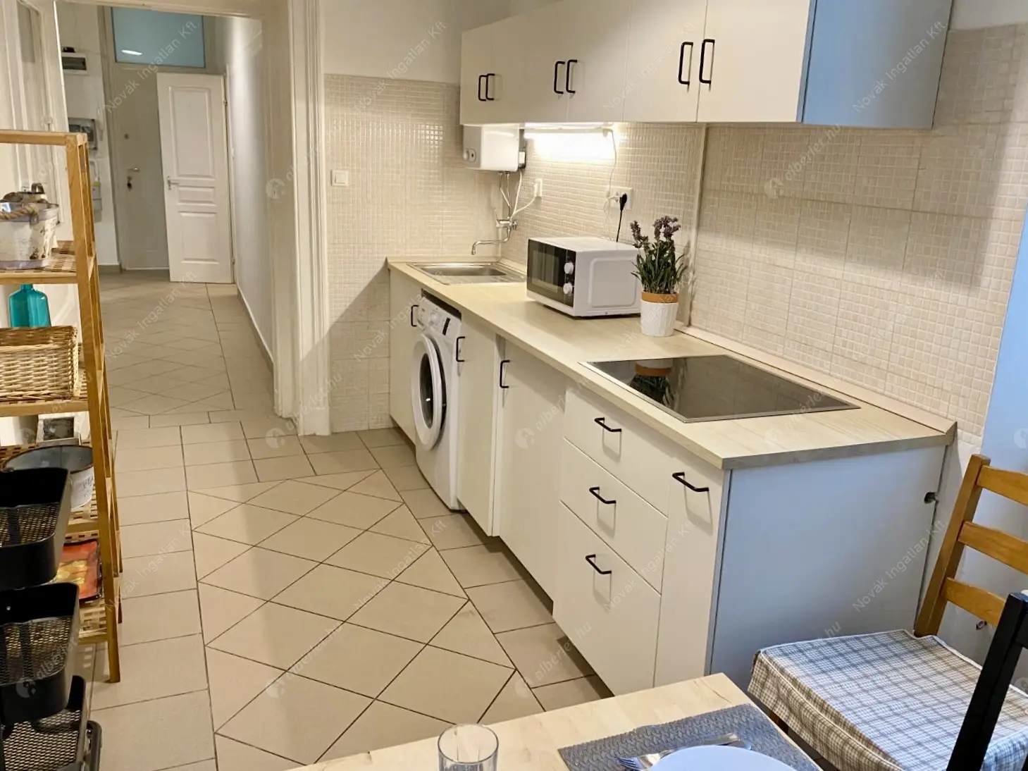 Kiadó albérlet 260000 Ft/hó áron: Budapest, VII. kerület  Erzsébet körút. Mérete: 55 nm, 1 szobás | Alberlet.hu - 6585825