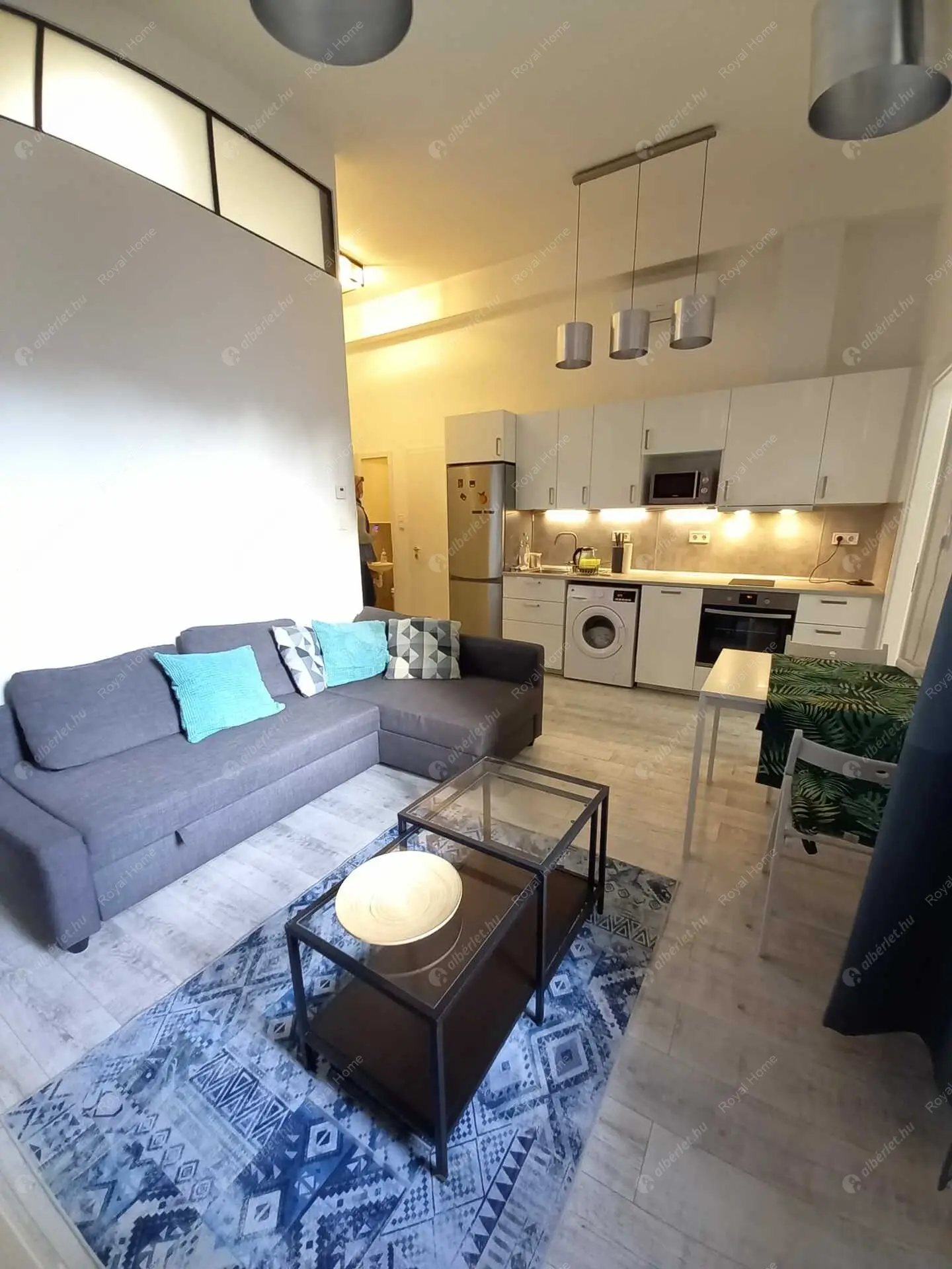 Kiadó albérlet 260000 Ft/hó áron: Budapest, VII. kerület  Erzsébet körút. Mérete: 55 nm, 1 szobás | Alberlet.hu - 6455612