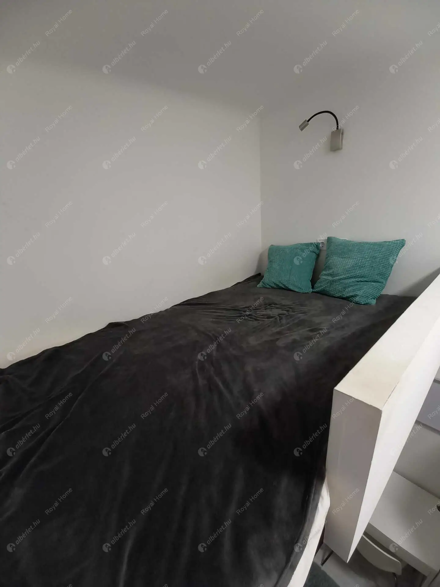 Kiadó albérlet 260000 Ft/hó áron: Budapest, VII. kerület  Erzsébet körút. Mérete: 55 nm, 1 szobás | Alberlet.hu - 6455621