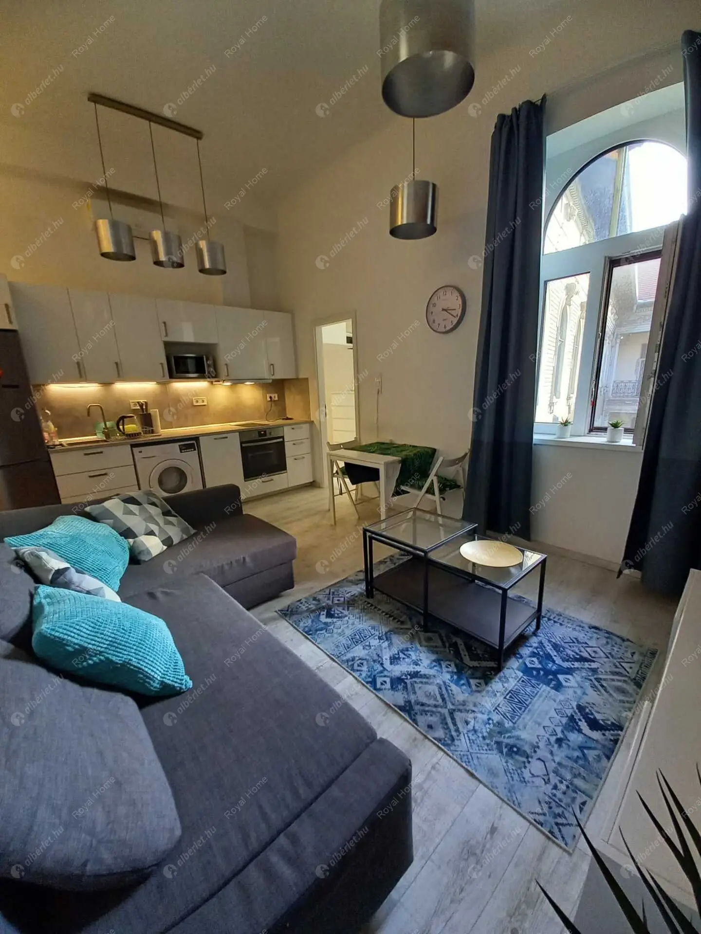 Kiadó albérlet 260000 Ft/hó áron: Budapest, VII. kerület  Erzsébet körút. Mérete: 55 nm, 1 szobás | Alberlet.hu - 6455623
