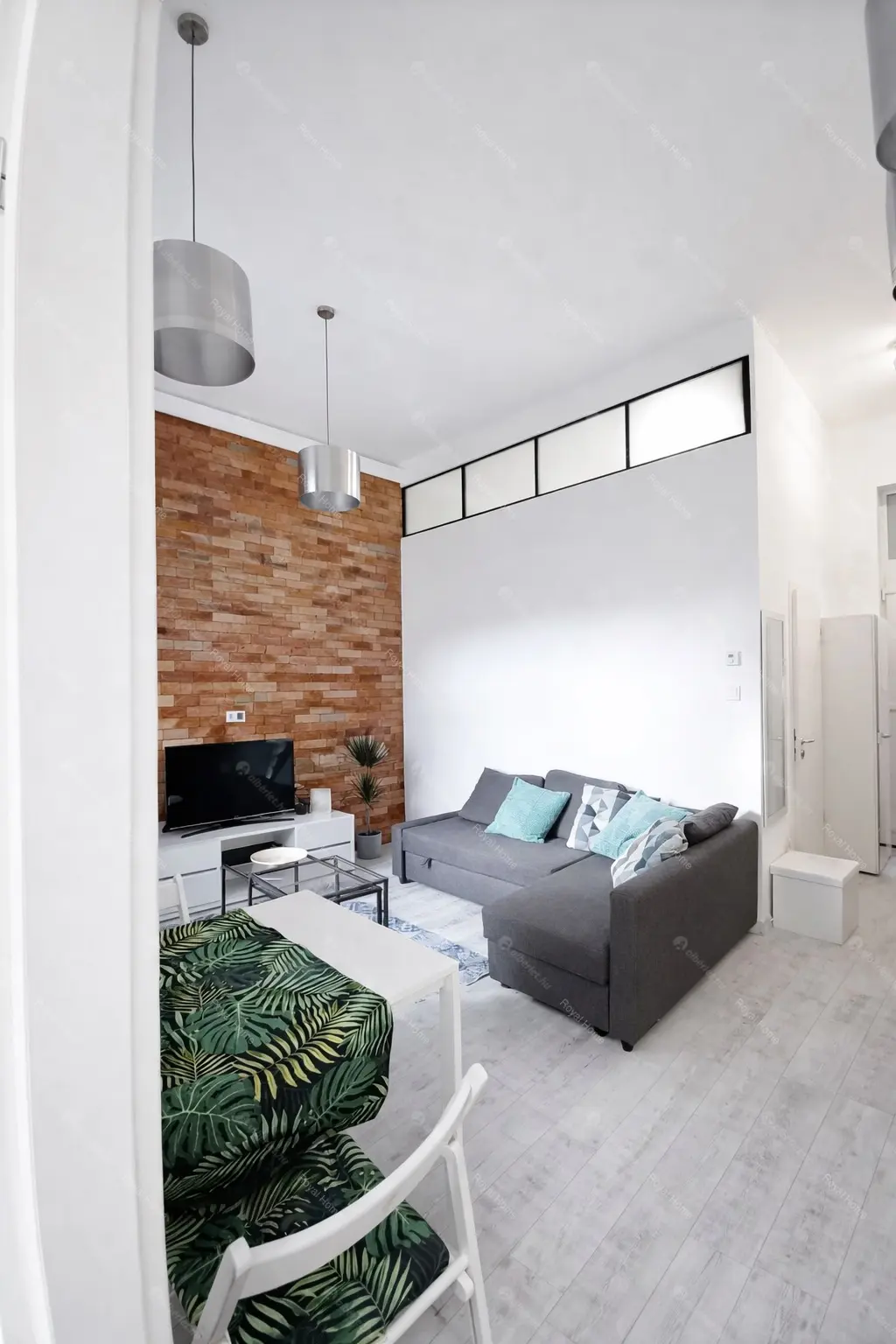 Kiadó albérlet 260000 Ft/hó áron: Budapest, VII. kerület  Erzsébet körút. Mérete: 55 nm, 1 szobás | Alberlet.hu - 6704770