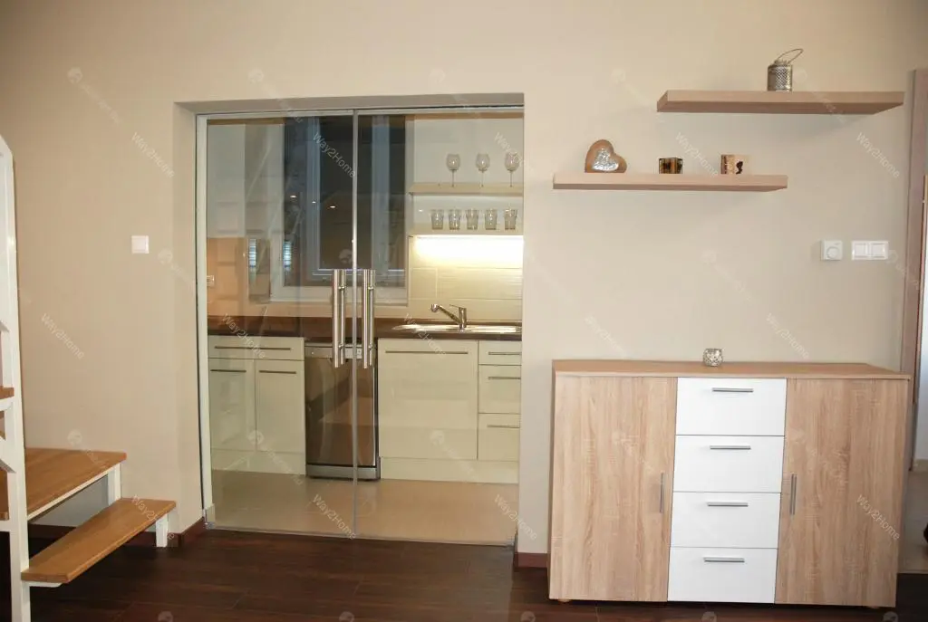 Kiadó albérlet 250000 Ft/hó áron: Budapest, VII. kerület  Erzsébet krt.  . Mérete: 43 nm, 1 szobás | Alberlet.hu - 6689996