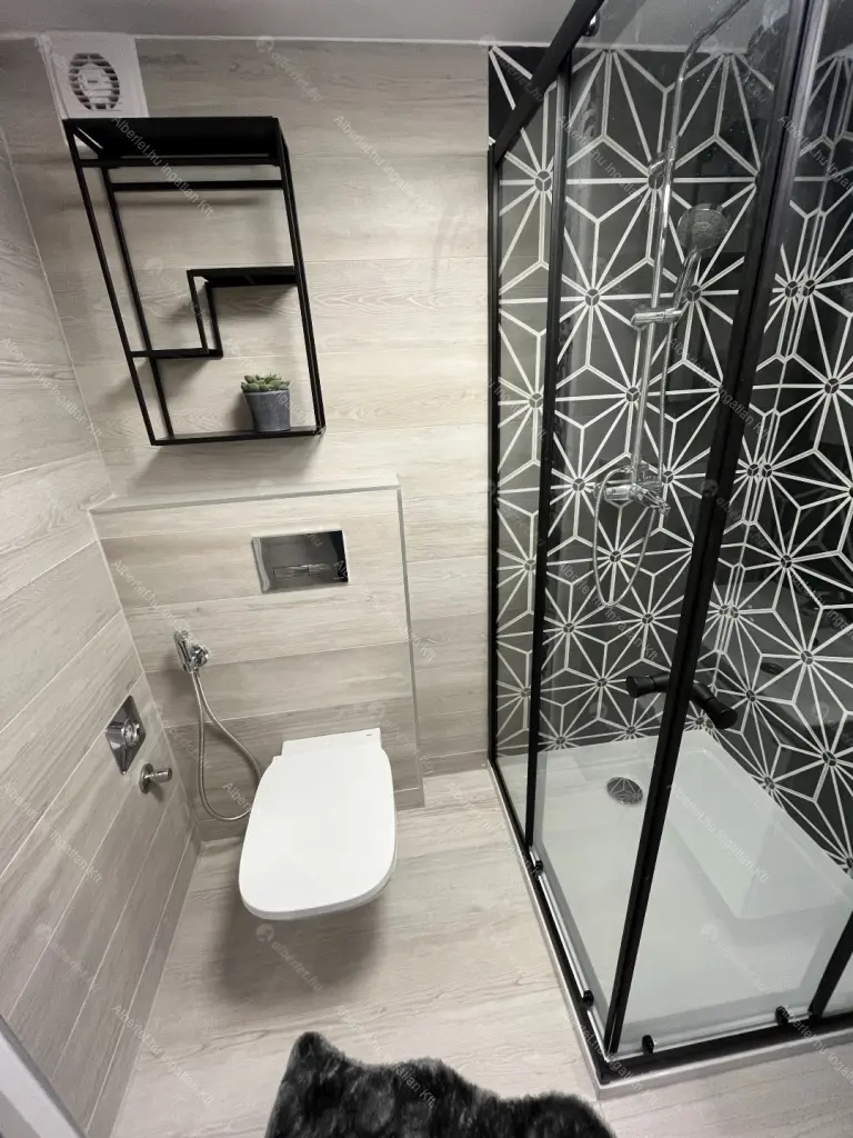 Kiadó albérlet 200000 Ft/hó áron: Budapest, VII. kerület  Garay utca. Mérete: 21 nm, 1 szobás | Alberlet.hu - 6677898