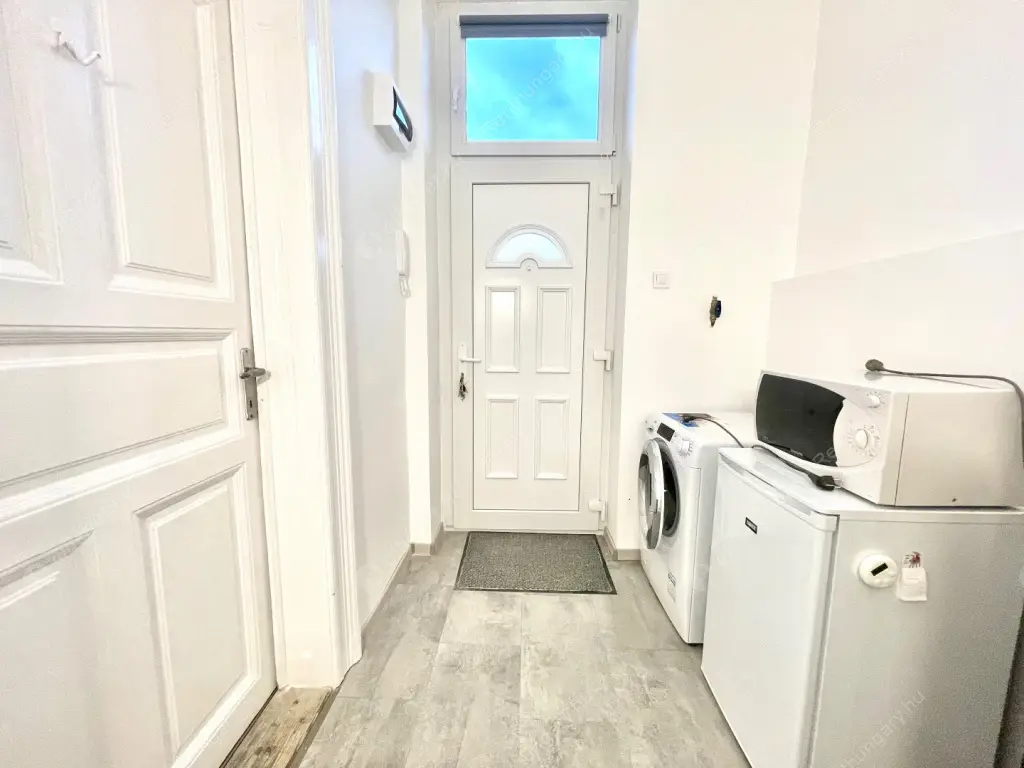 Kiadó albérlet 185000 Ft/hó áron: Budapest, VII. kerület  Garay utca. Mérete: 29 nm, 1 szobás | Alberlet.hu - 6608647