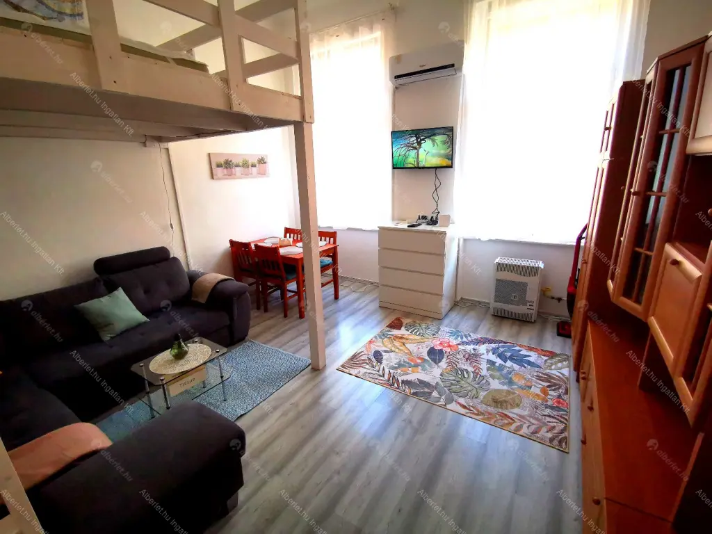 Kiadó albérlet 230000 Ft/hó áron: Budapest, VII. kerület  Garay utca. Mérete: 32 nm, 1 szobás | Alberlet.hu - 6679936