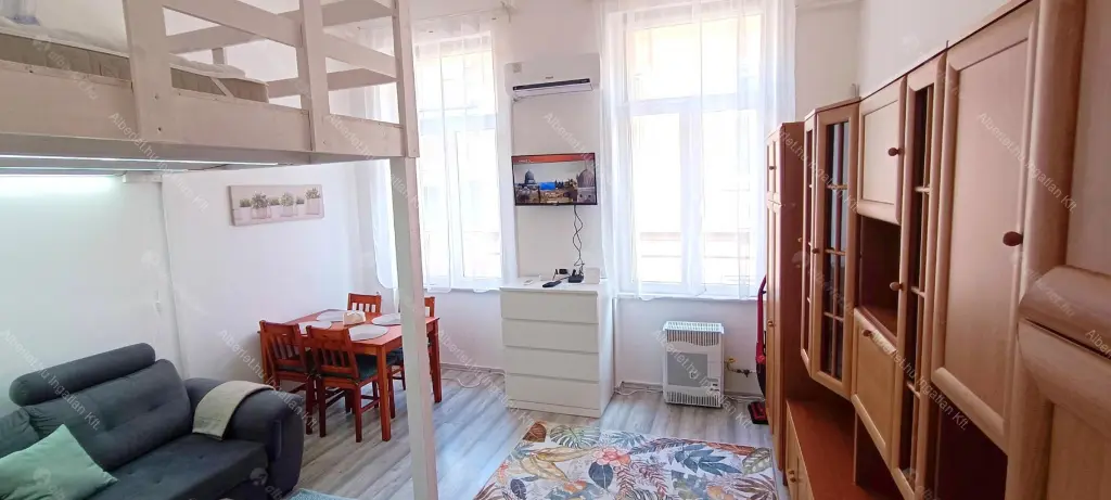 Kiadó albérlet 230000 Ft/hó áron: Budapest, VII. kerület  Garay utca. Mérete: 32 nm, 1 szobás | Alberlet.hu - 6679937