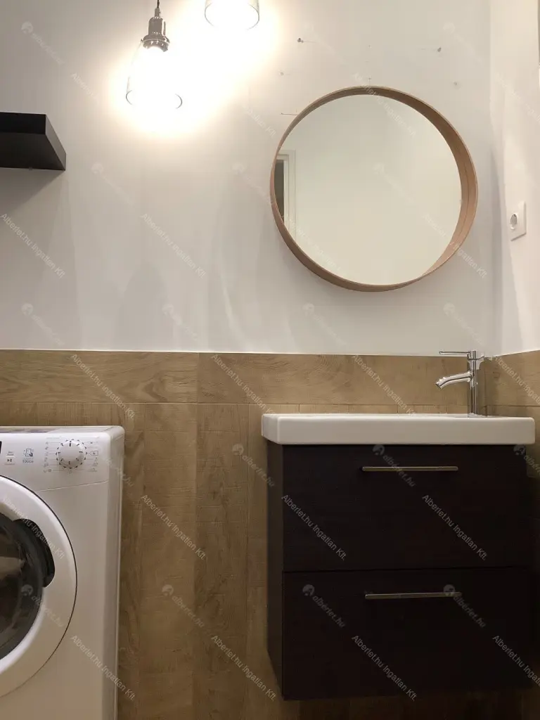 Kiadó albérlet 200000 Ft/hó áron: Budapest, VII. kerület  Garay utca. Mérete: 33 nm, 1 szobás | Alberlet.hu - 6704089