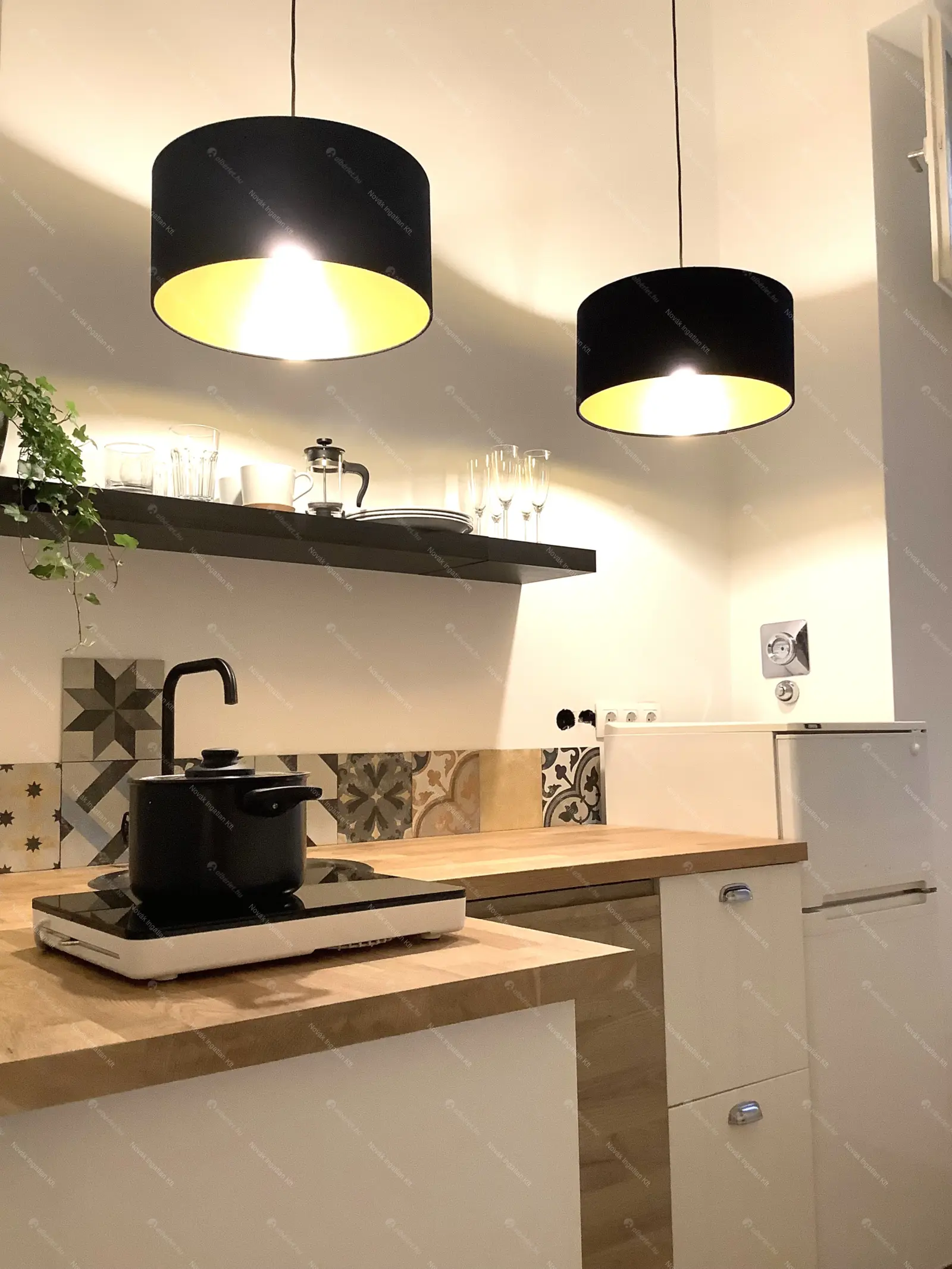 Kiadó albérlet 210000 Ft/hó áron: Budapest, VII. kerület  Garay utca. Mérete: 33 nm, 1 szobás | Alberlet.hu - 6704094