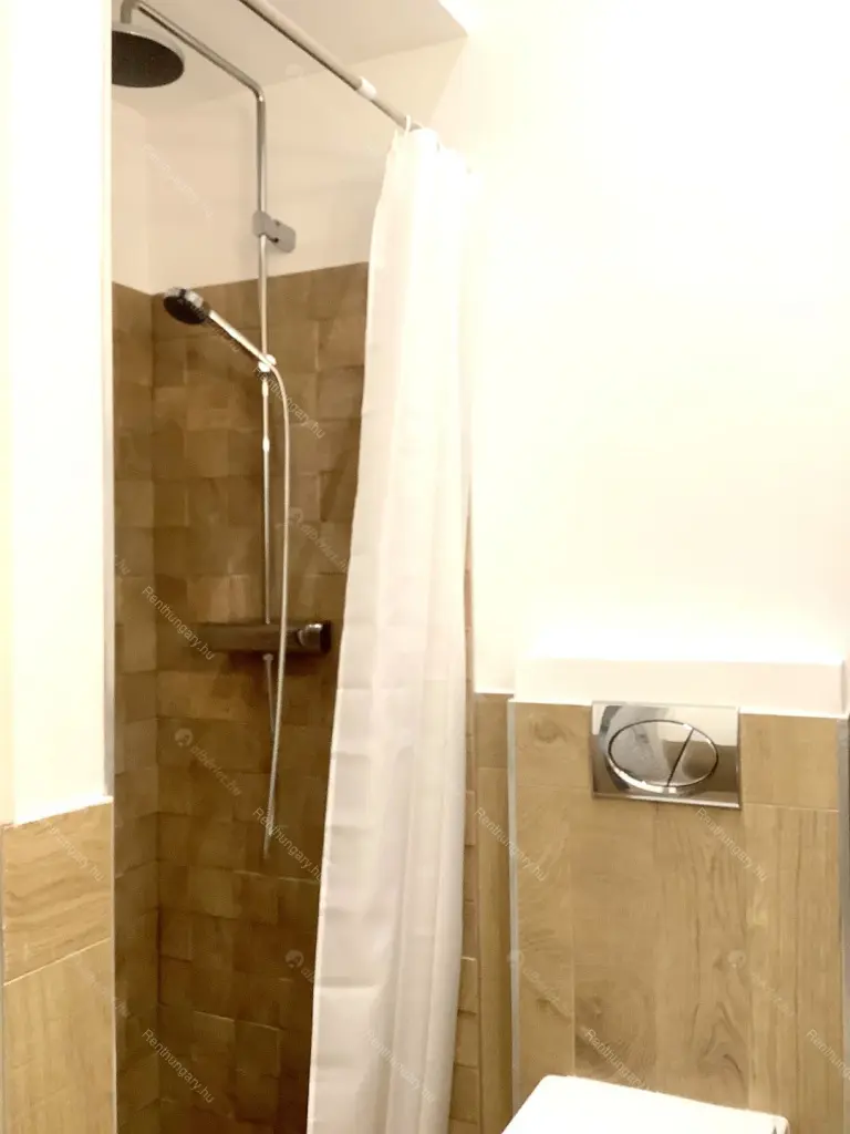 Kiadó albérlet 200000 Ft/hó áron: Budapest, VII. kerület  Garay utca. Mérete: 33 nm, 1 szobás | Alberlet.hu - 6709087