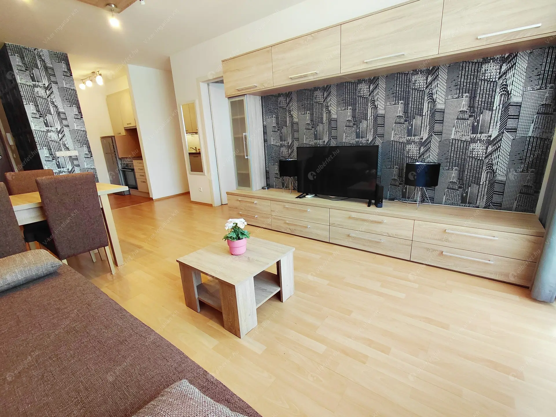 Kiadó albérlet 310000 Ft/hó áron: Budapest, VII. kerület  Garay utca. Mérete: 50 nm, 2 szobás | Alberlet.hu - 6527382