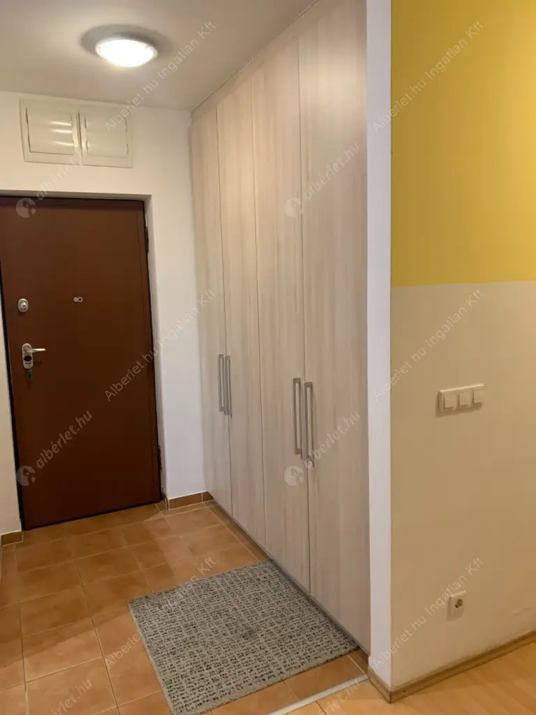 Kiadó albérlet 390000 Ft/hó áron: Budapest, VII. kerület  Garay utca. Mérete: 66 nm, 3 szobás | Alberlet.hu - 6638893