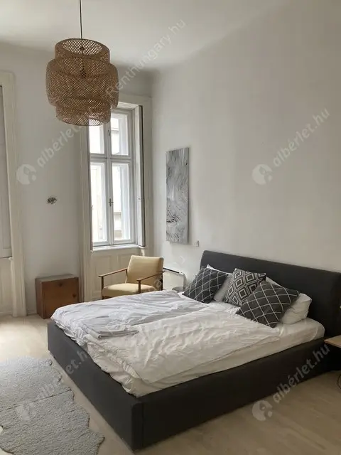 Kiadó albérlet 360000 Ft/hó áron: Budapest, VII. kerület  Hársfa utca. Mérete: 68 nm, 2 szobás | Alberlet.hu - 6526904