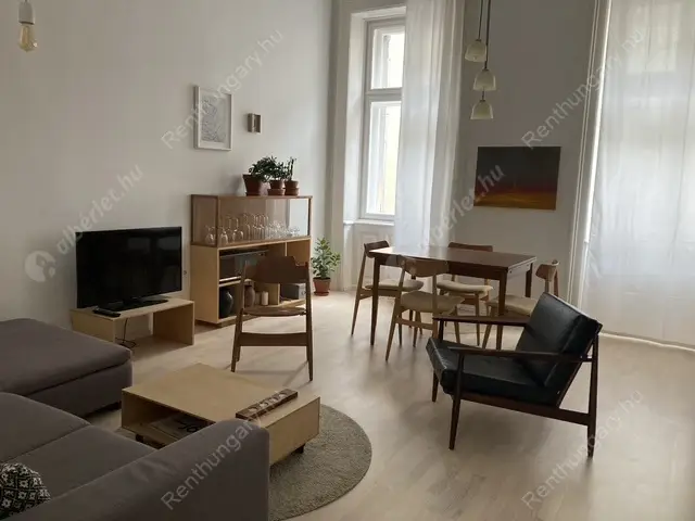 Kiadó albérlet 360000 Ft/hó áron: Budapest, VII. kerület  Hársfa utca. Mérete: 68 nm, 2 szobás | Alberlet.hu - 6526909