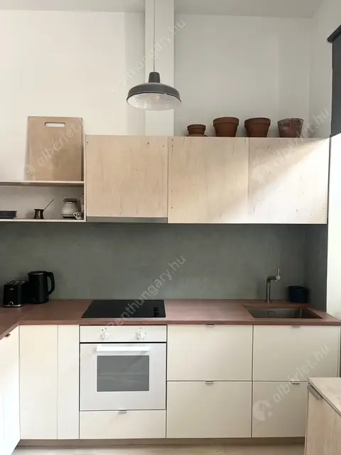 Kiadó albérlet 360000 Ft/hó áron: Budapest, VII. kerület  Hársfa utca. Mérete: 68 nm, 2 szobás | Alberlet.hu - 6526916