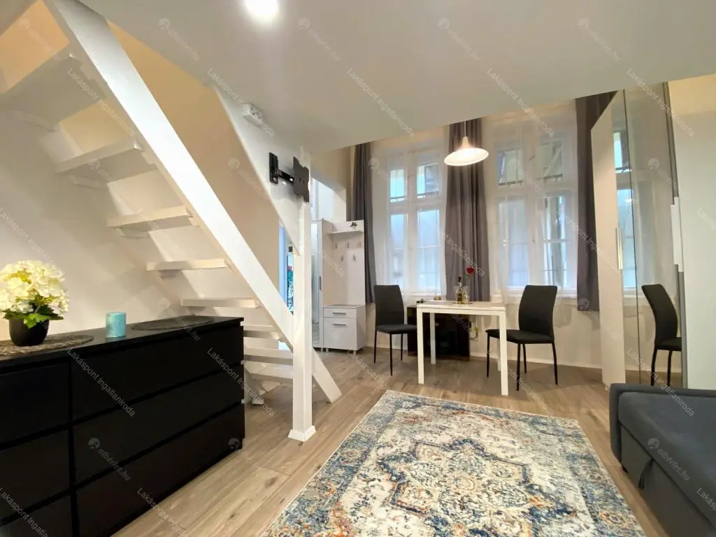 Kiadó albérlet 200000 Ft/hó áron: Budapest, VII. kerület  Hernád utca. Mérete: 28 nm, 1 szobás | Alberlet.hu - 6667322