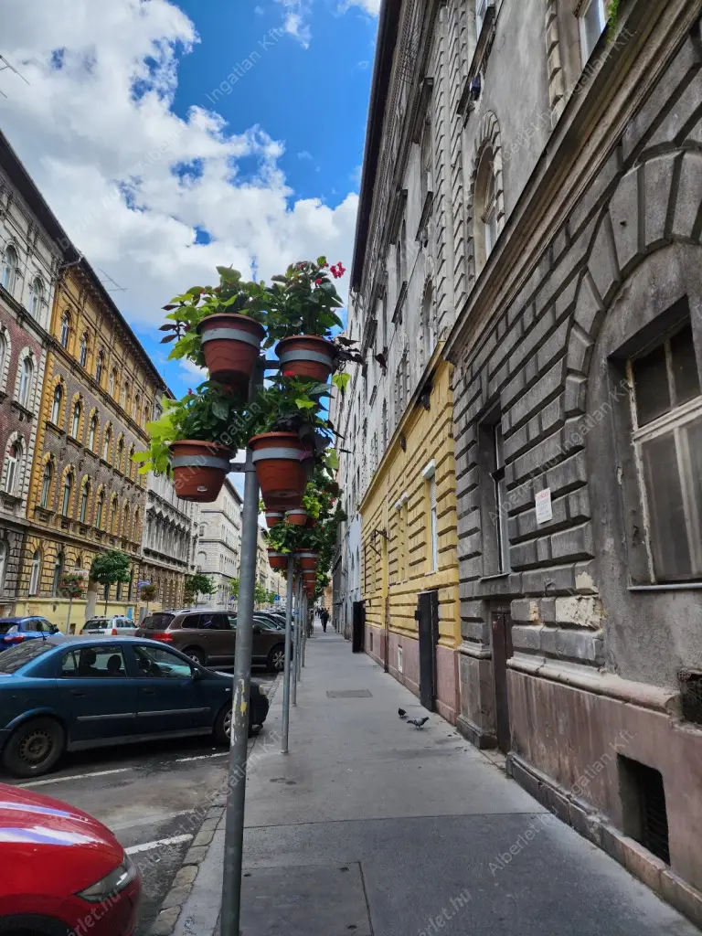 Kiadó albérlet 245000 Ft/hó áron: Budapest, VII. kerület  Hernád utca. Mérete: 49 nm, 2 szobás | Alberlet.hu - 6605612