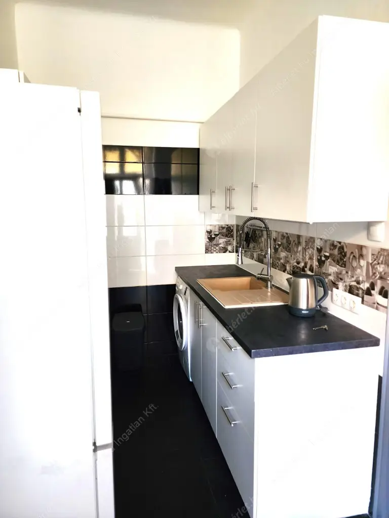 Kiadó albérlet 245000 Ft/hó áron: Budapest, VII. kerület  Hernád utca. Mérete: 49 nm, 2 szobás | Alberlet.hu - 6605615